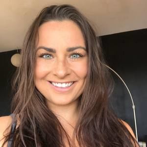 Meet your Posher, Rebecca